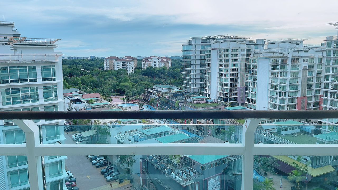 Oasis Serviced Suites Ara Damansara Near - photo 7
