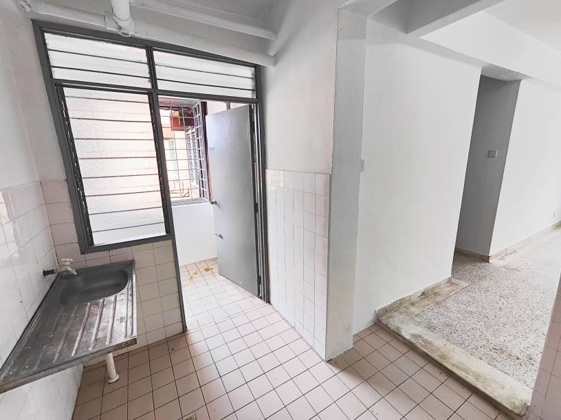 Kenanga Apartment Bukit Kinrara COA - photo 4