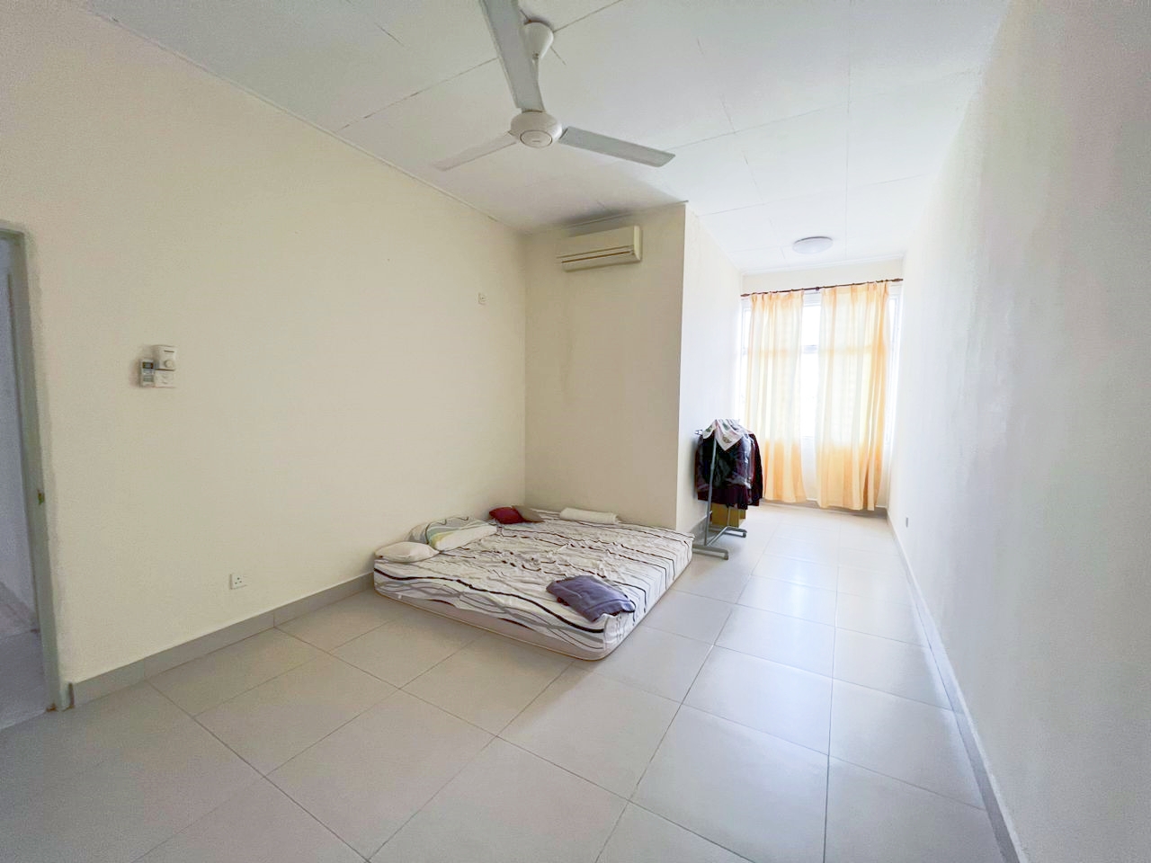 Taman Lagenda Mas Duplex 2 Sty Townhouse Renovated - photo 4