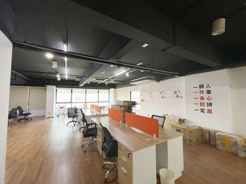 North Point Tower Mid valley office for Rent - photo 3