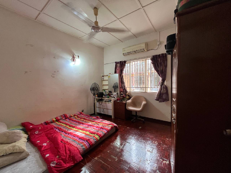 Double Storey Terrace House Taman Bukit Indah, Ampang - photo 3