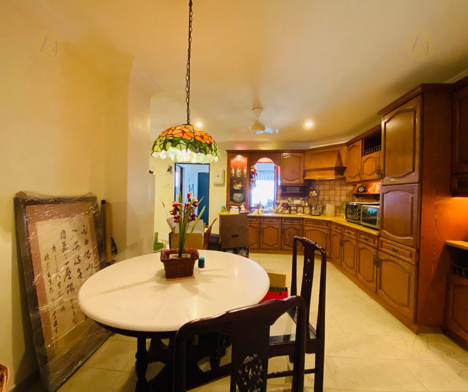 2 Storey Terrace House  Taman Bukit Utama Ampang - photo 12