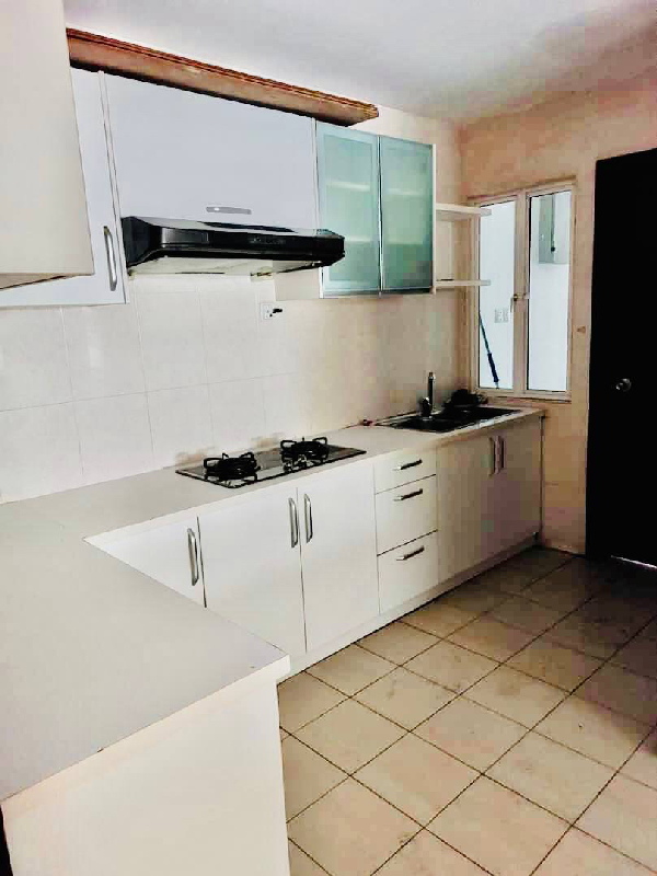 Hartamas Regency 2 Condominium  Mont Kiara - photo 2