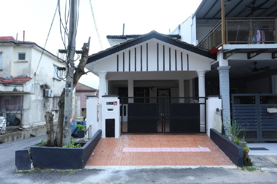 2Storey House Green Valley Bandar Tasik Puteri, Rawang ENDLOT - photo 3