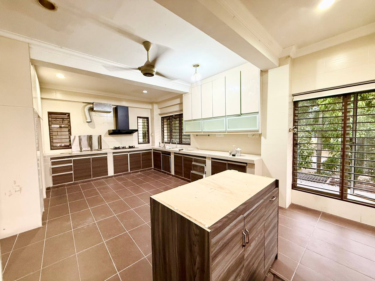3sty Vistaria Residence Puchong Jaya FREEHOLD - photo 3