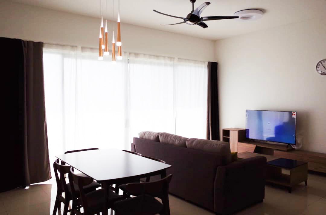 Lakeville Residence - photo 1