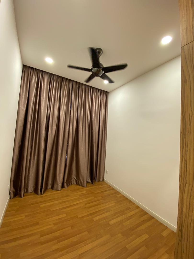 Lakeville Residence - photo 2