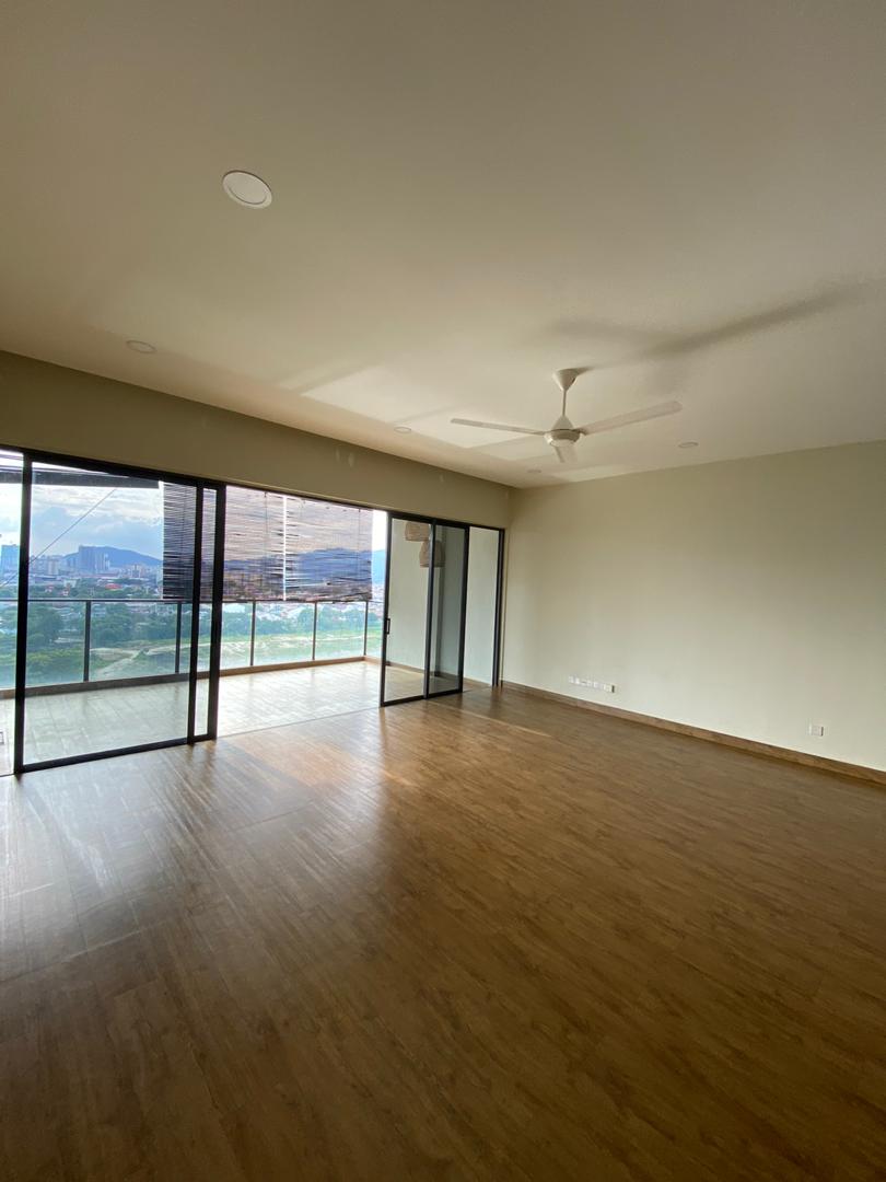 Lakeville Residence - photo 1
