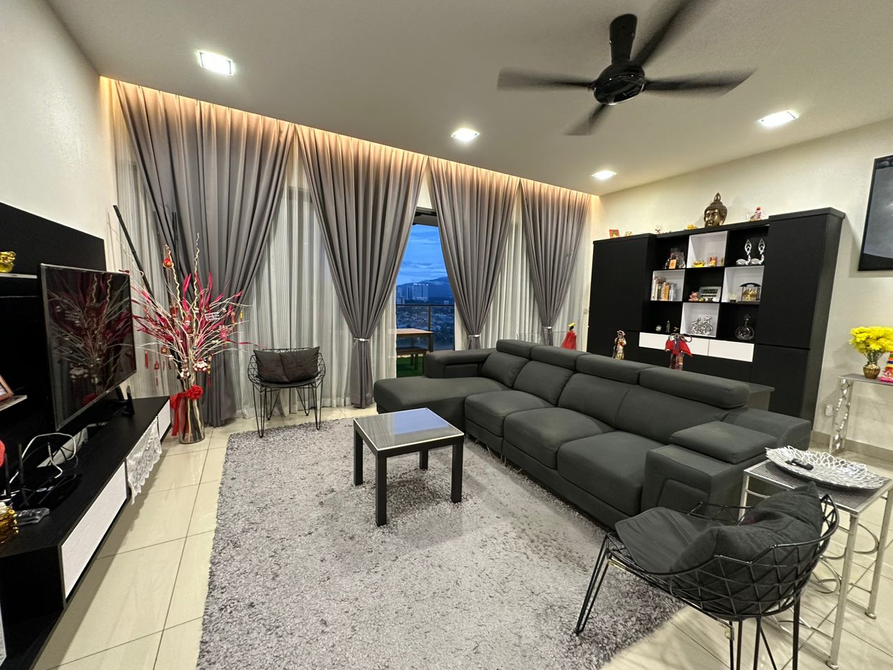 Lakeville Residence