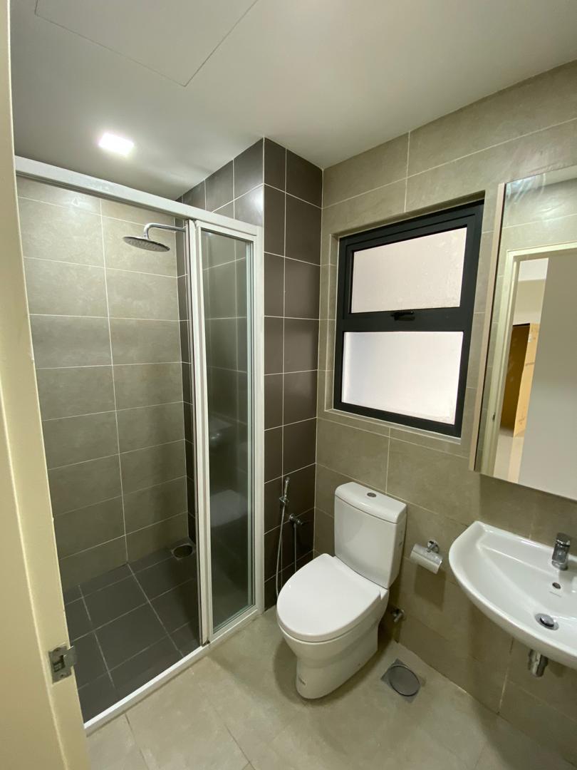 Lakeville Residence - photo 2