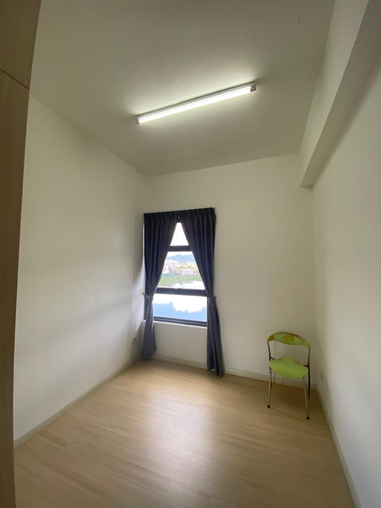 Lakeville Residence - photo 8