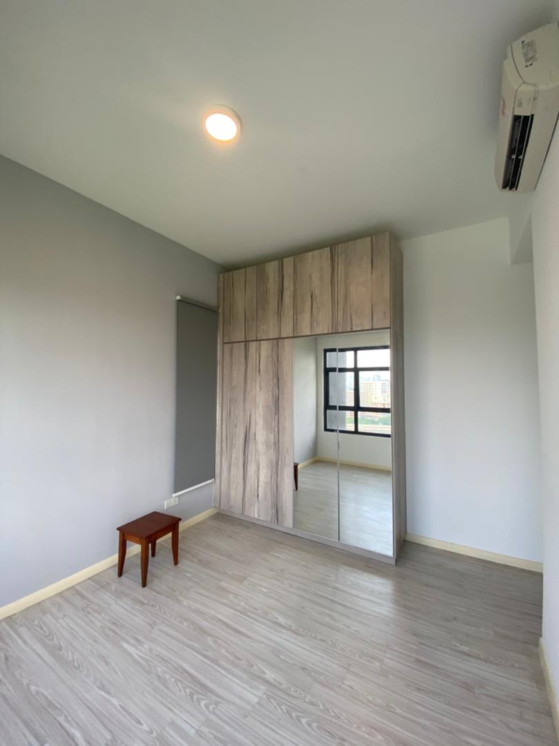 Lakeville Residence - photo 7