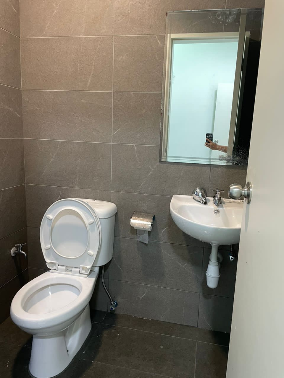 Majestic Maxim RENT 650sf - photo 6