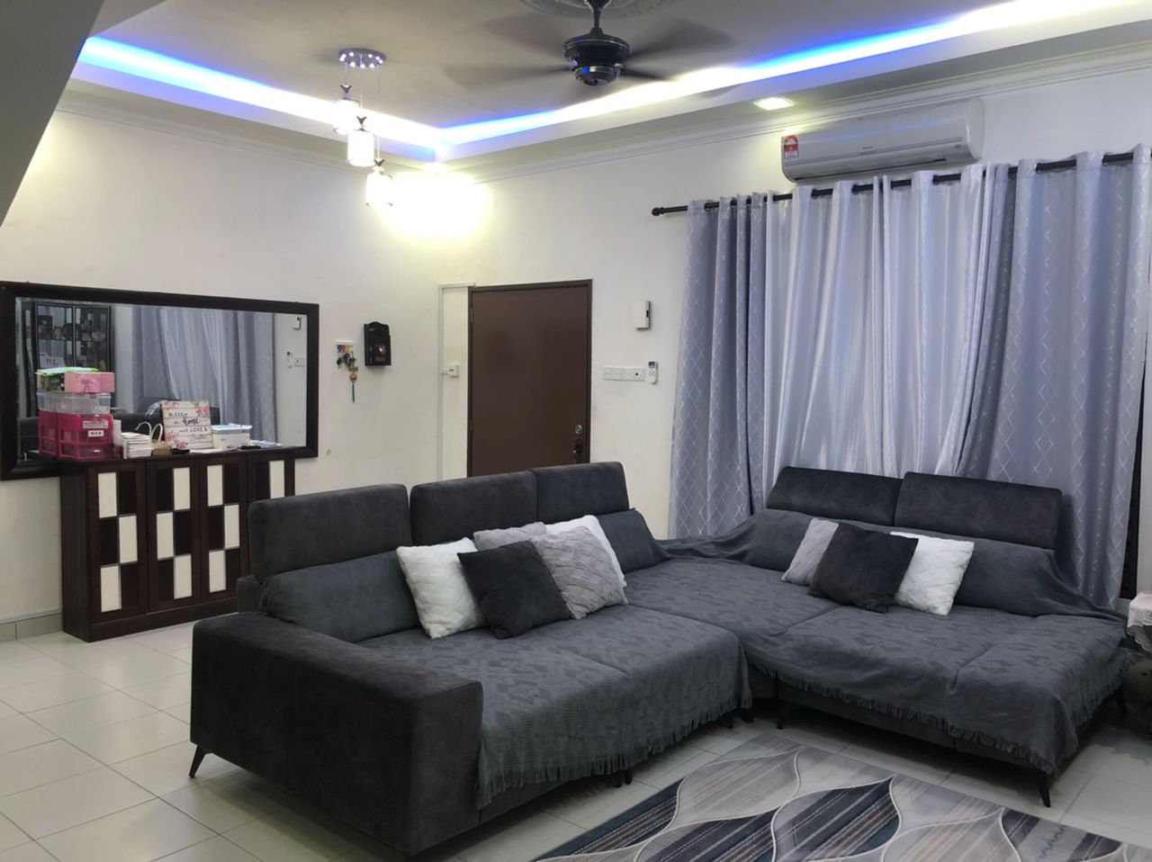 Cakera Purnama, Puncak Alam - photo 3