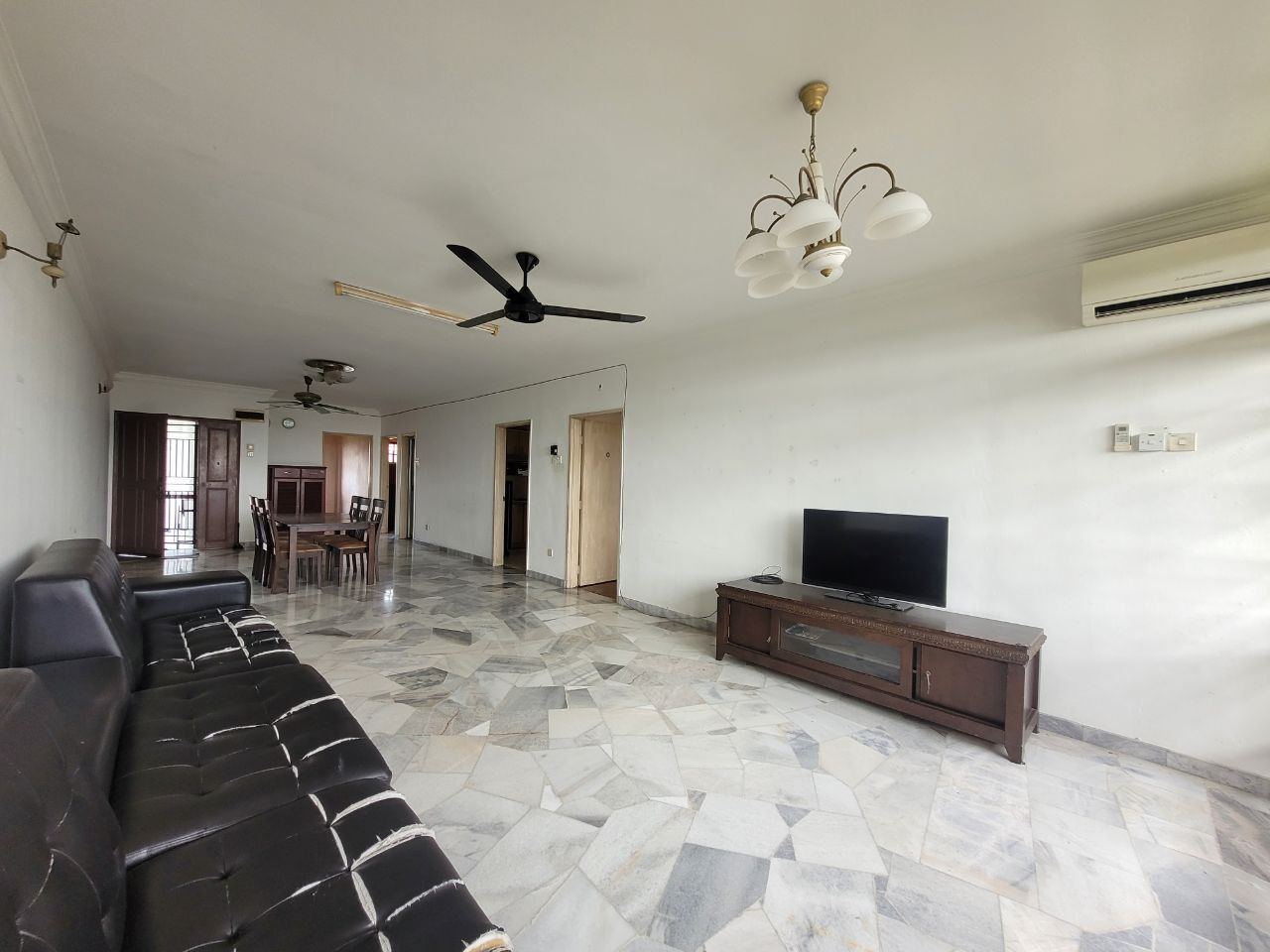 Excelsa Apartment - photo 2
