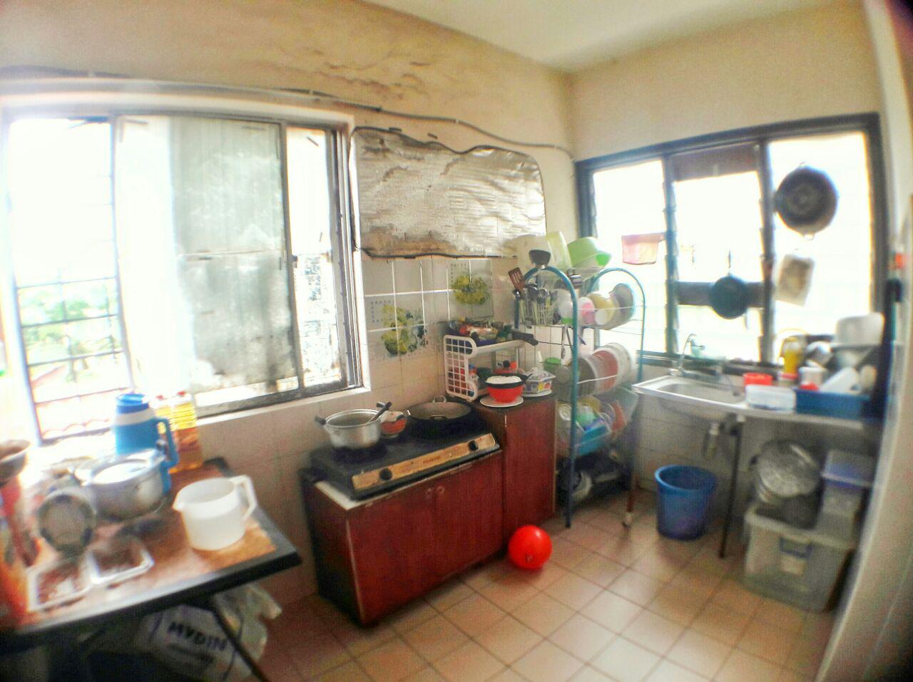 Townhouse, Taman Kajang Perdana, Kajang - photo 4