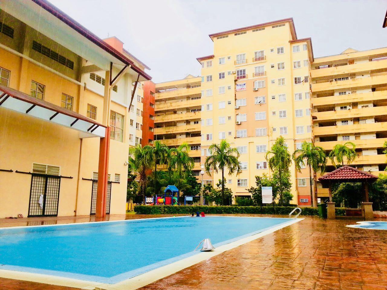 Apartment, Intana Ria, Seksyen 7, Bangi - photo 1