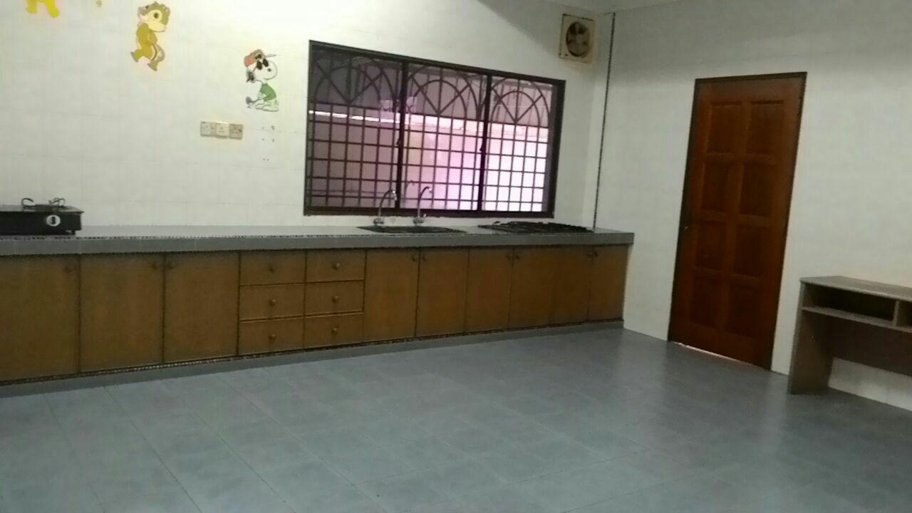 2 Storey Bungalow, Seksyen 5, Seri Kembangan - photo 5