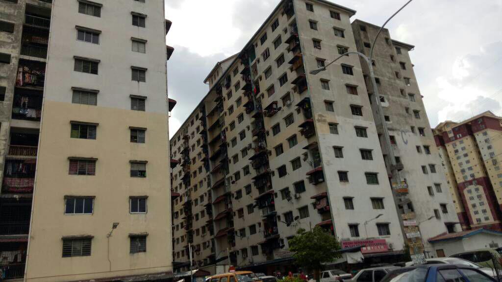 Low Cost Flat, Damai Apartment, Bandar Sunway - photo 2