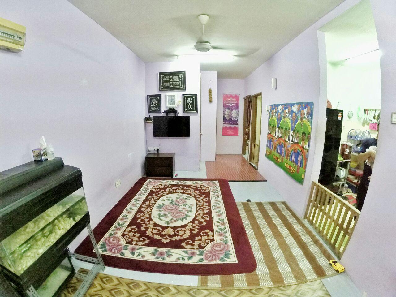 Flat, Pangsapuri Enggang, Bandar Kinrara, Puchong - photo 2