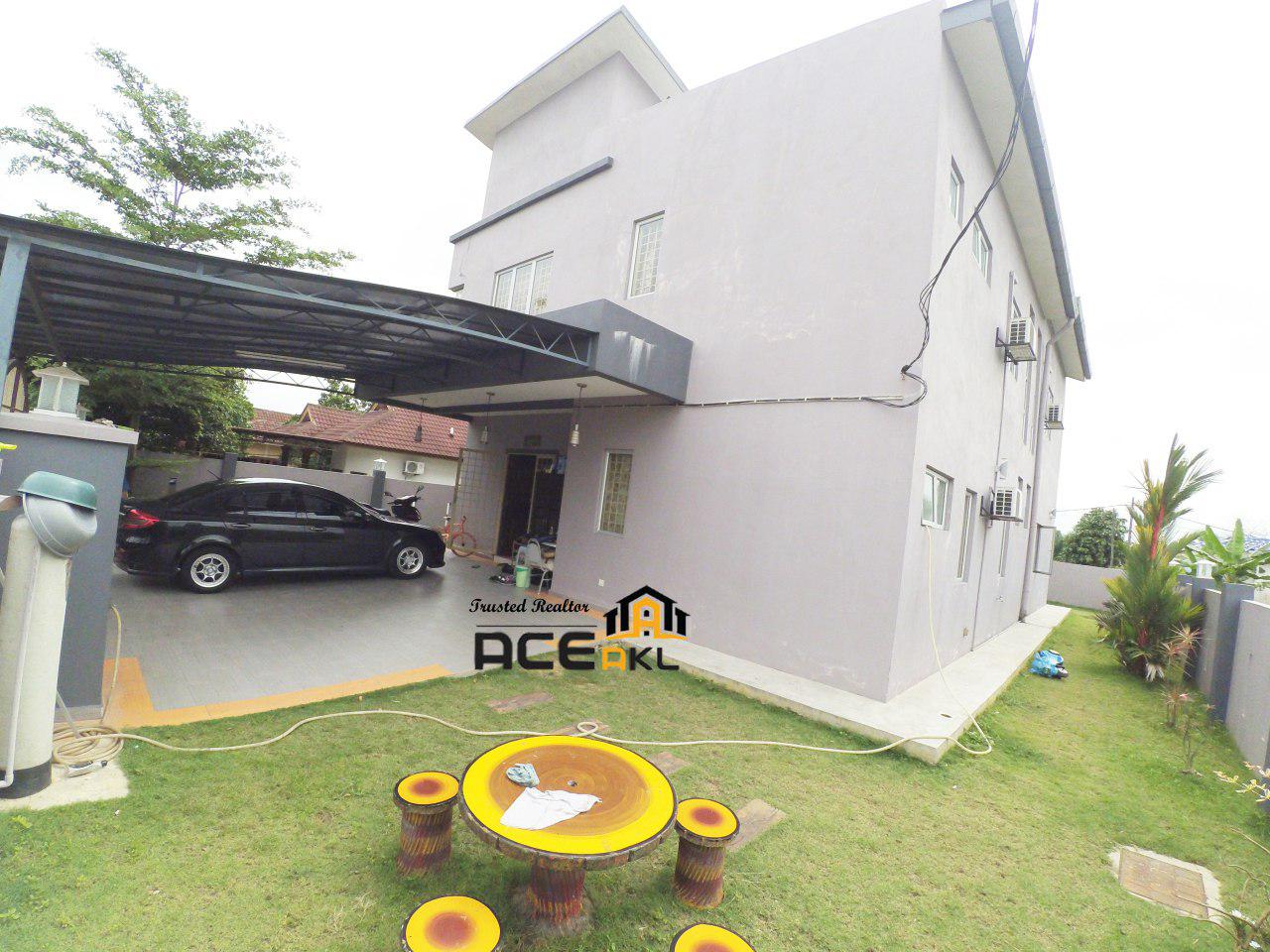 Bungalow, Seksyen 30, Jalan Kebun, Shah Alam - photo 2