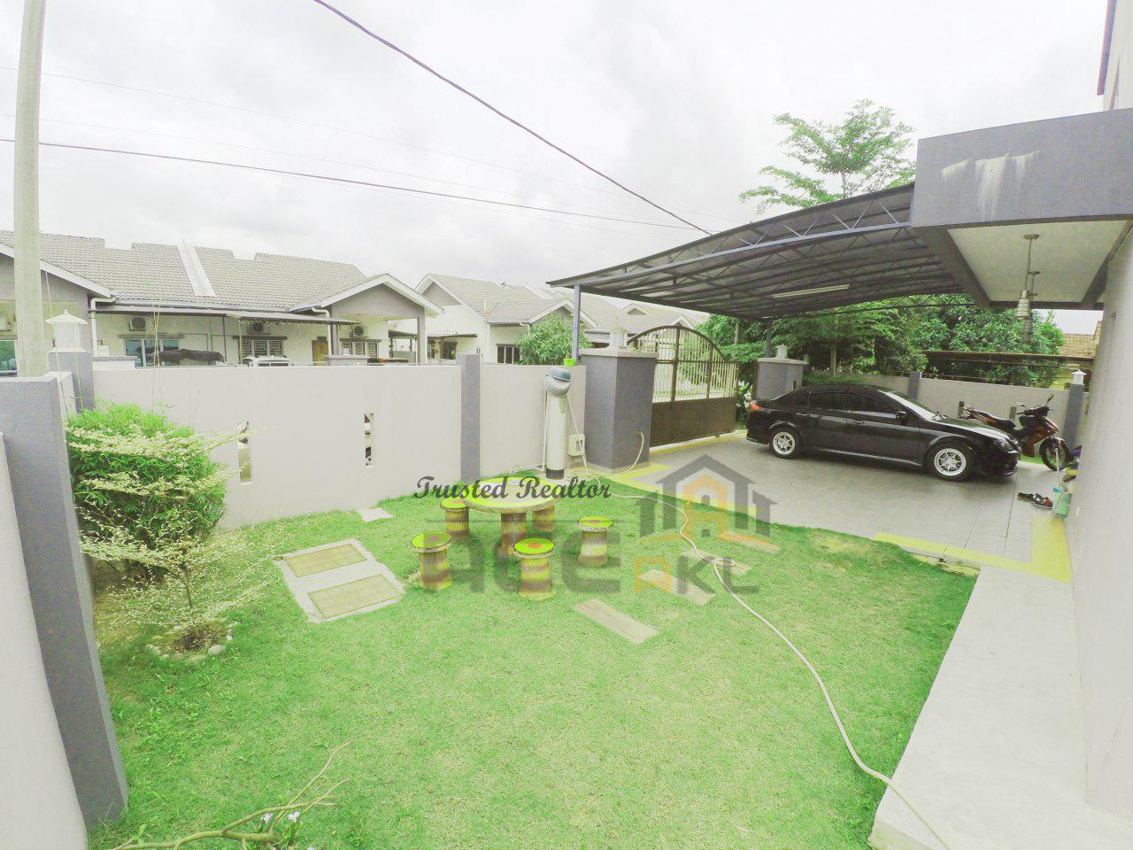 Bungalow, Seksyen 30, Jalan Kebun, Shah Alam - photo 3