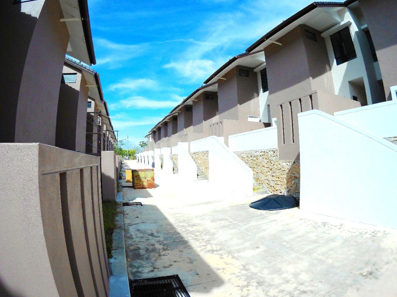 2stry House, Laman Alamanda, Kota Seriemas, Nilai - photo 8