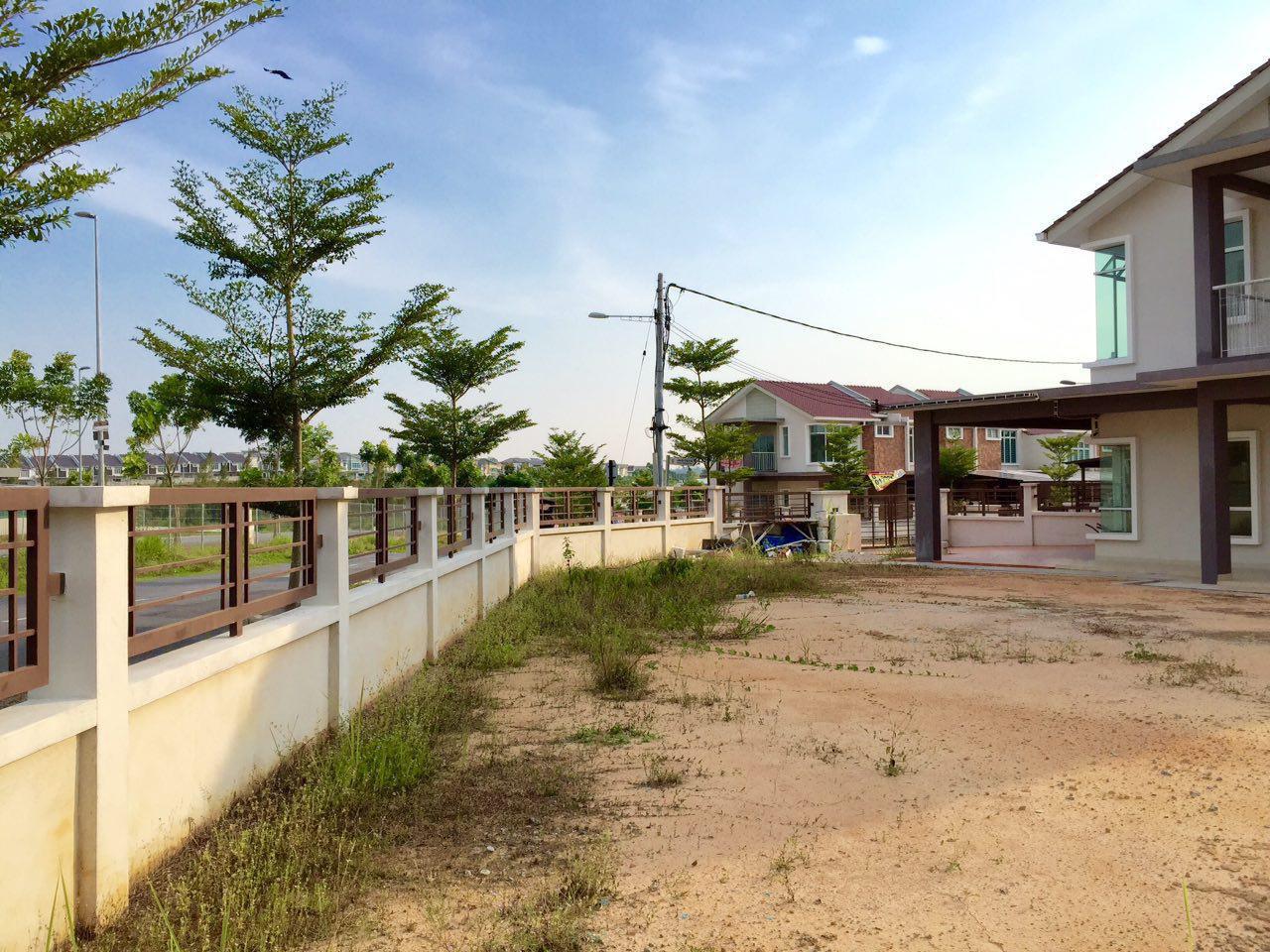 2 Storey Corner House, Taman Pelangi Semenyih 2 - photo 2
