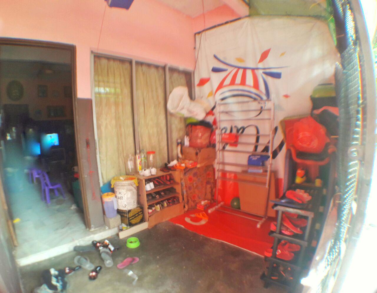 Single Storey House, Kampung Baru Batu 14, Puchong - photo 2