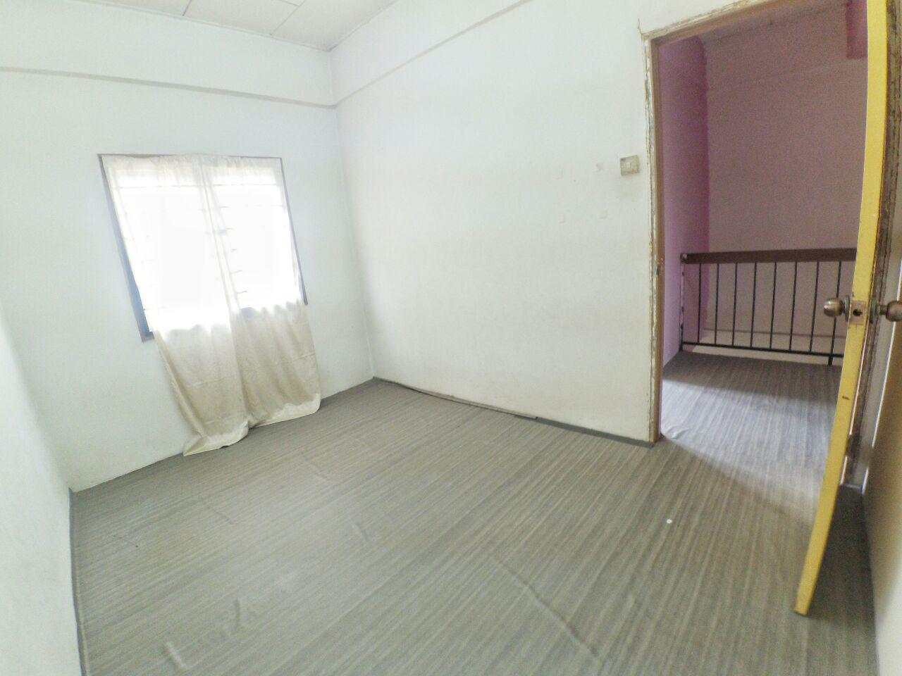 2 Storey Terrace House, Taman Cheras Jaya,Balakong - photo 8