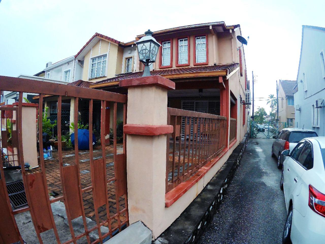 2 Storey Terrace House, End Lot, Putra Heights - photo 2