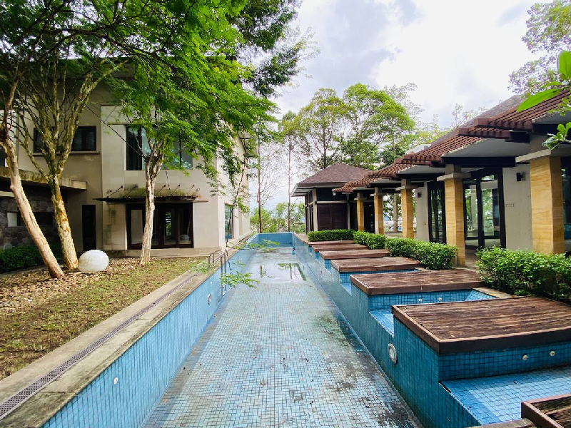 Seksyen 7, Shah Alam, Tropical Bungalow, Cendana Sejahtera, 45349sqft - photo 1