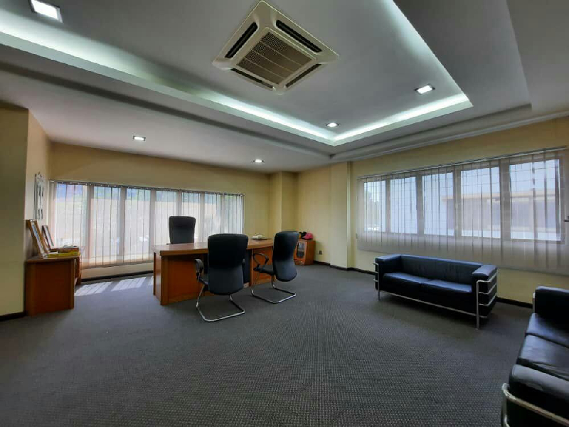 Seksyen 13, Shah Alam, Shoplot, 2 Storey, End Lot, Renovated