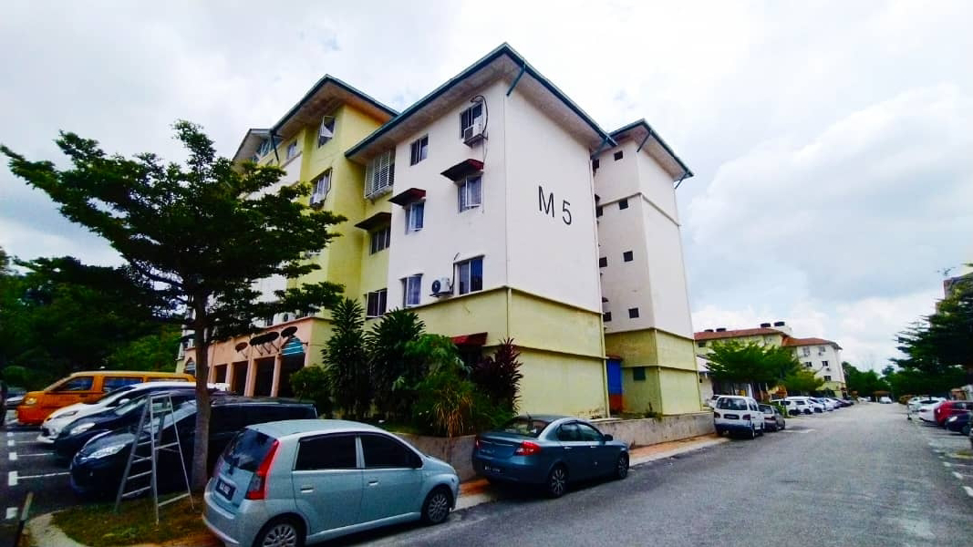 Pangsapuri Seri Bintang, U5 Subang Bestari, Ground Floor, Renovated - photo 1