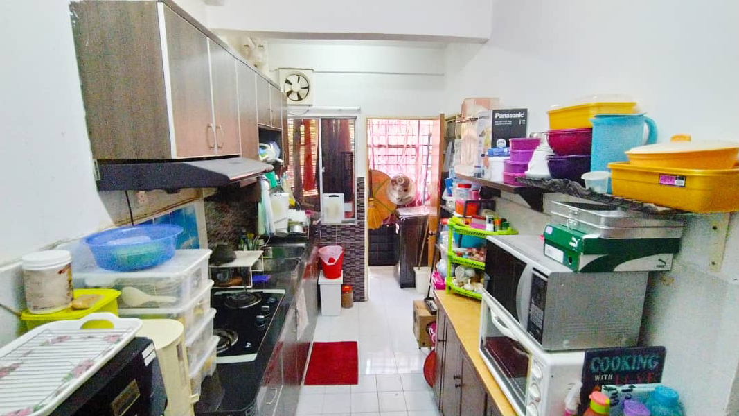 Pangsapuri Seri Bintang, U5 Subang Bestari, Ground Floor, Renovated - photo 3