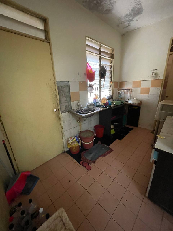 Mentari Court Apartment, Bandar Sunway, Level 15 - photo 3