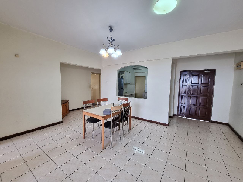Vista Komanwel Condominium, Bukit Jalil, 1224sf, near LRT - photo 4