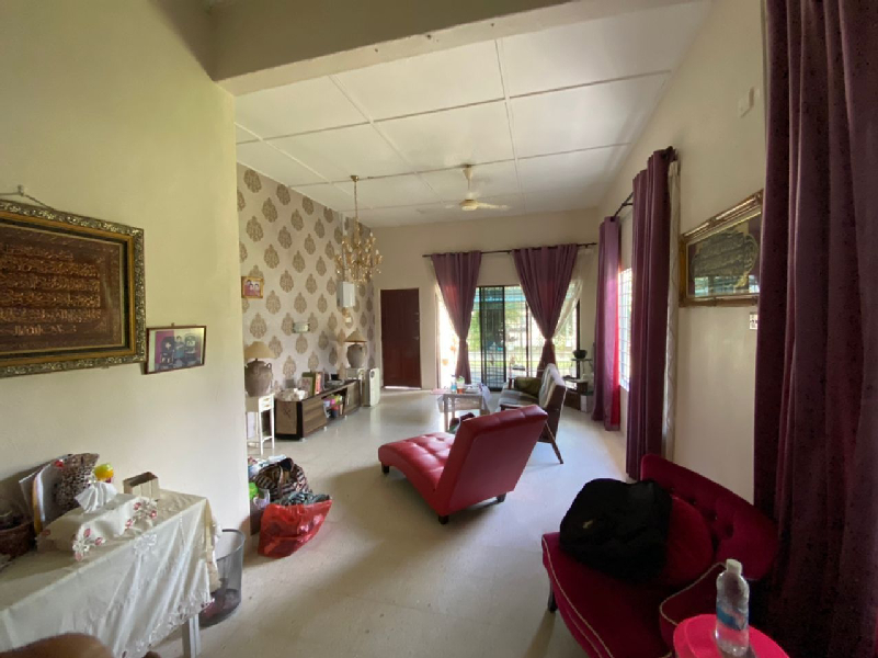 Taman Peranginan Mutiara, Port Dickson, Single Storey Bungalow, 7500sf - photo 4