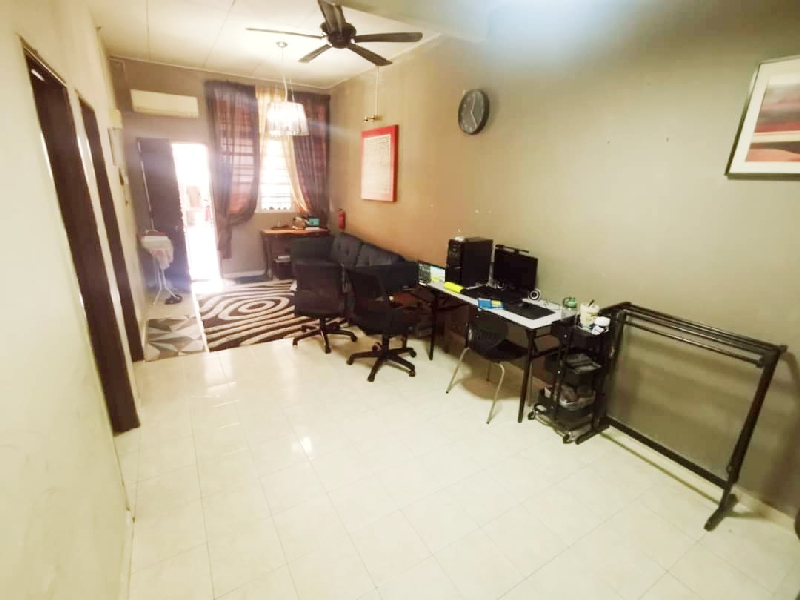 Taman Dato Demang, Seri Kembangan, Single Storey Terrace House, Extend - photo 3