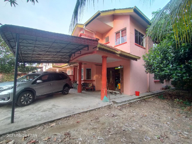Taman Lestari Putra, LEP 4, Seri Kembangan, Extend, Corner - photo 1