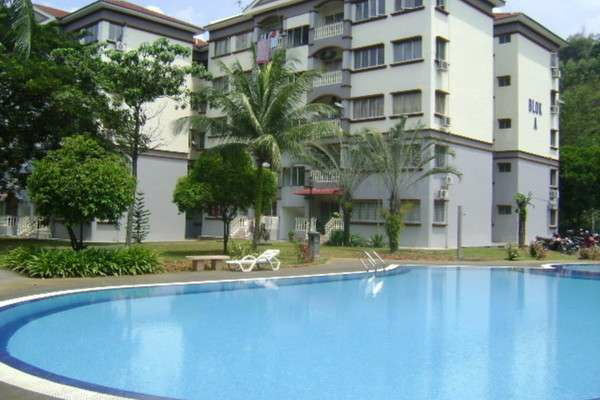 Sri Kesidang Apartment, Bandar Puchong Jaya, 850sf, Facing Pool