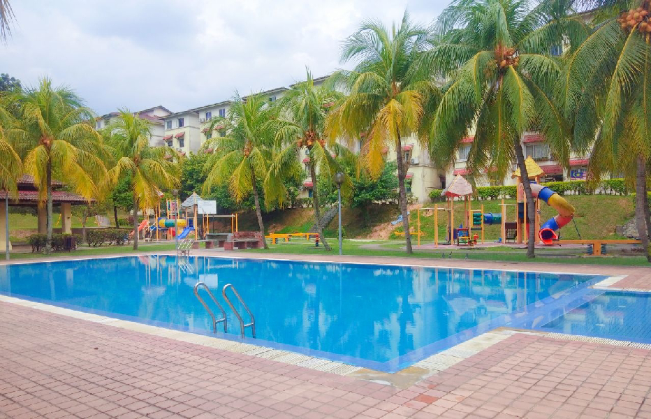 Bayu Apartment, Damansara Damai, Level 2, 710sqft - photo 1