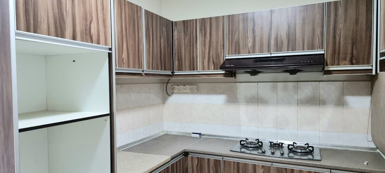 Desaminium Rimba Condominium, Seri Kembangan, 5 Bedrooms - photo 3