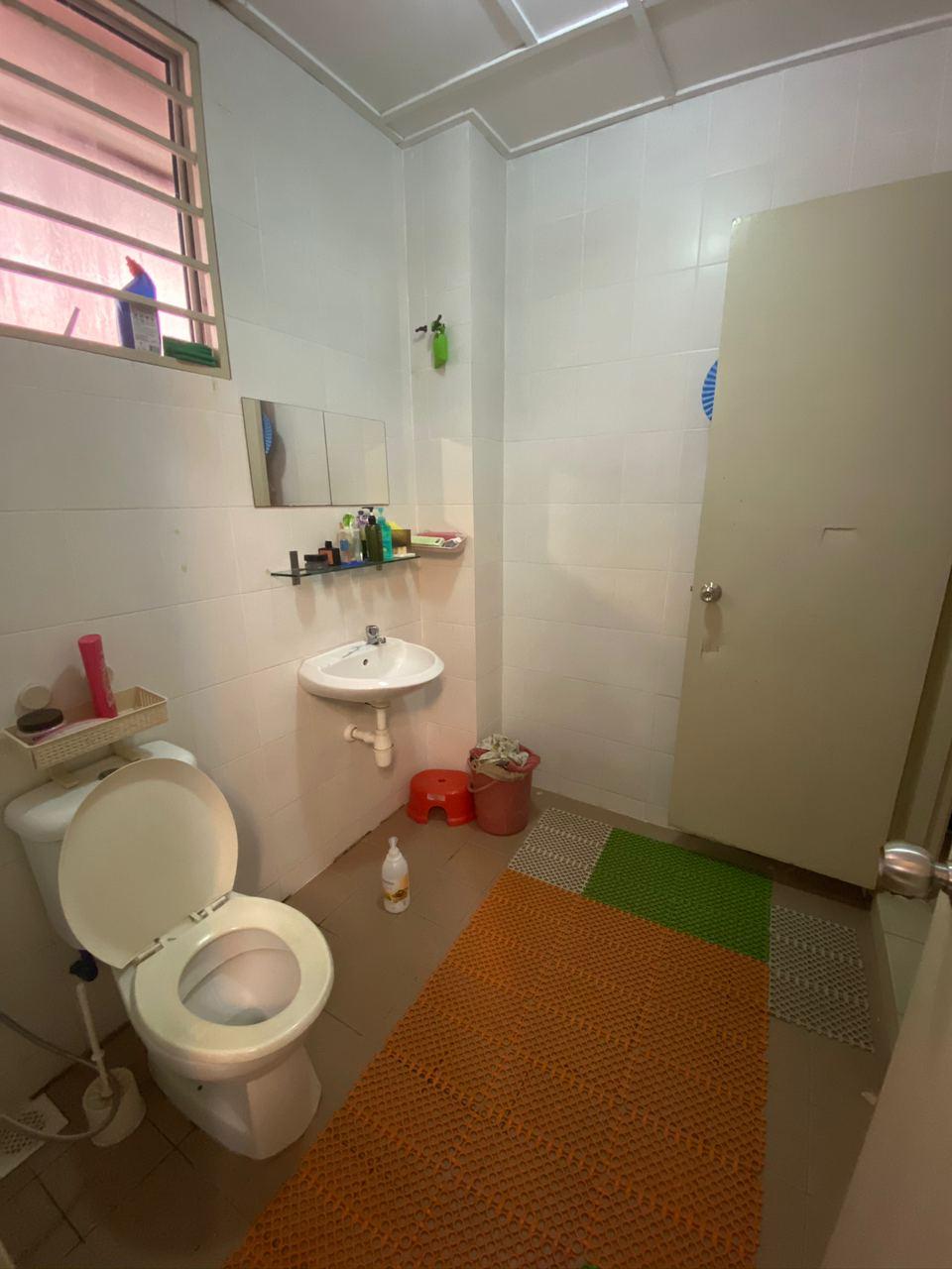 END LOT Alam Budiman,Shah Alam near SCM good cond - photo 10