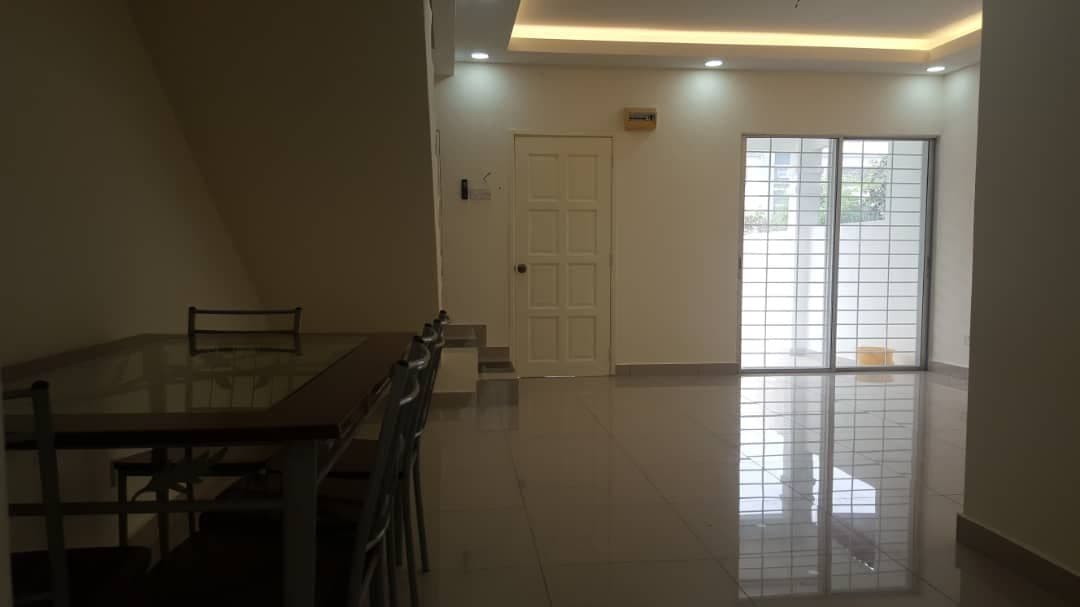 2 Storey Seri Pristana,Sg Buloh for sale nice unit - photo 2