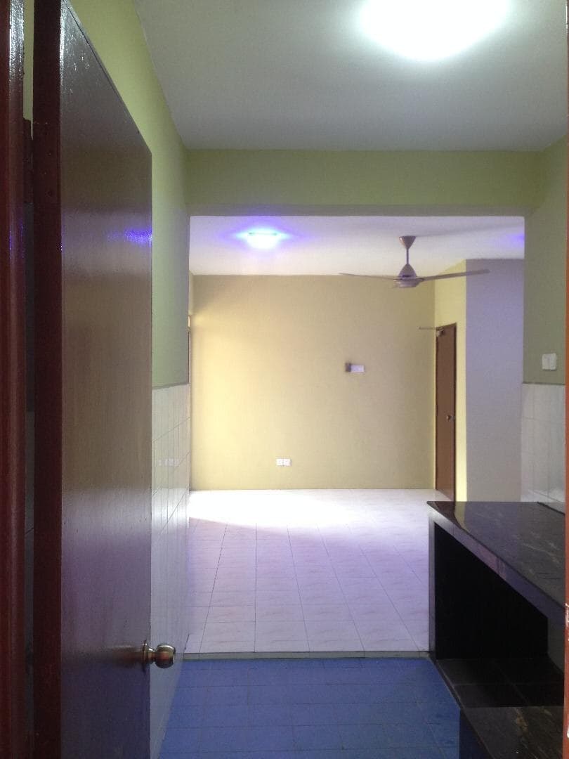 FLEXY BOOK Sri Baiduri Apt, Ukay Perdana good unit - photo 3