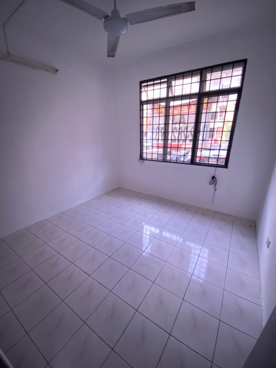 FULL LOAN Sri Baiduri Apt Ukay Perdana ground flor - photo 4