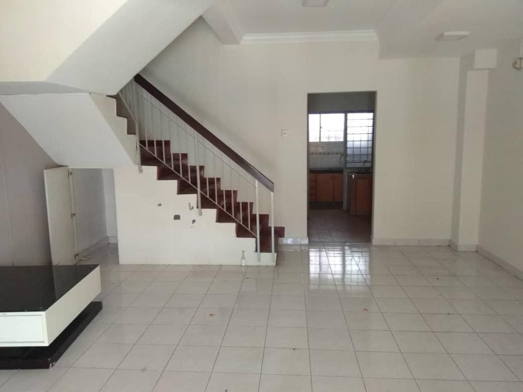 3K BOOK Taman Puchong Utama tiptop condition tesco - photo 8