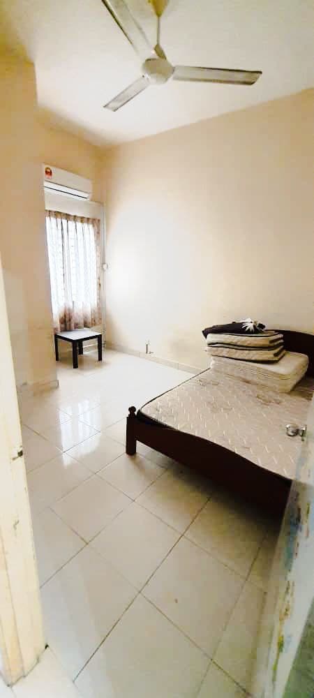 130K BELOW MV 2 storey Bandar Puteri Klang 5k book - photo 4