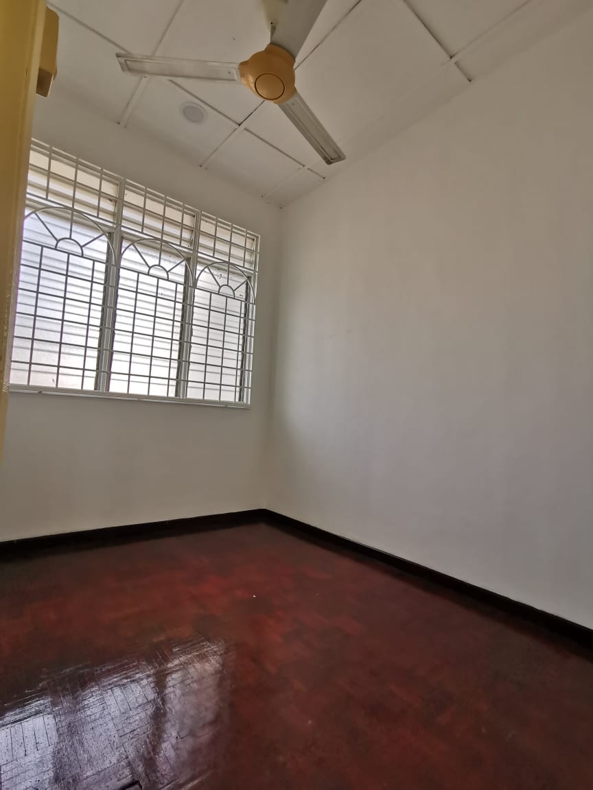 5K BOOK 2sty Taman Putra Perdana Puchong FULL LOAN - photo 2